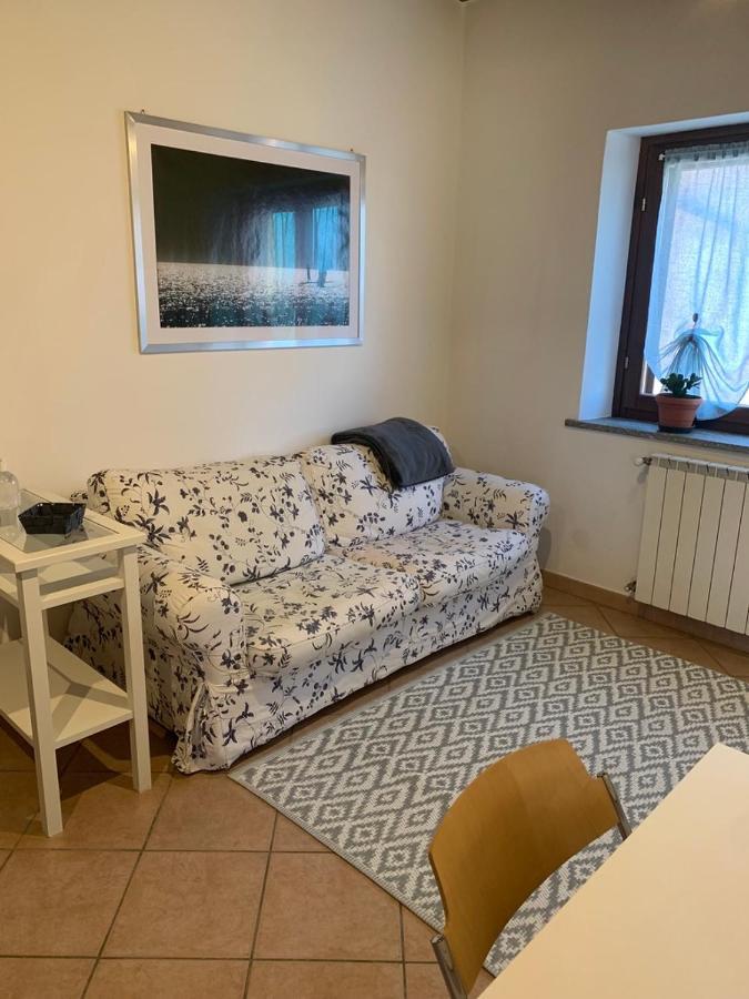 Colline Di Barengo Apartment Momo Eksteriør bilde